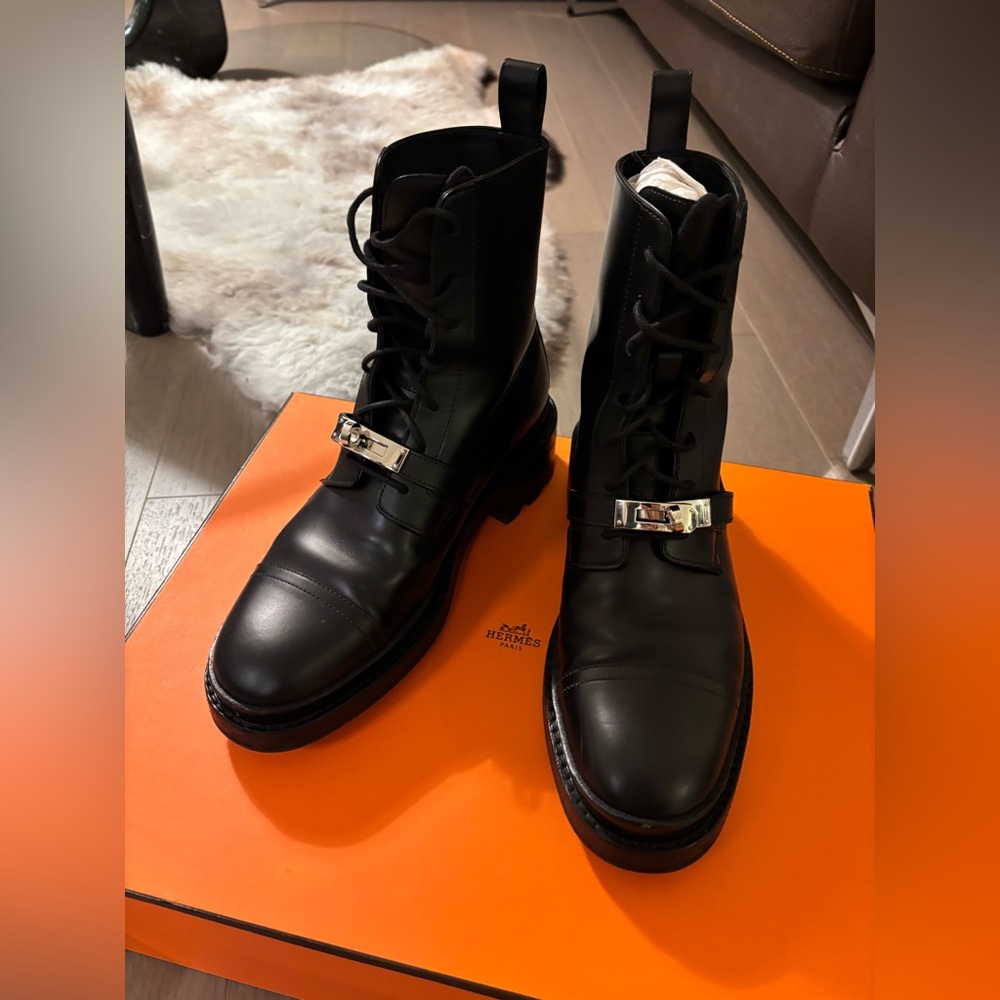 Authentic Hermès Black Leather Funk Ankle Boots with Kelly Buckle
